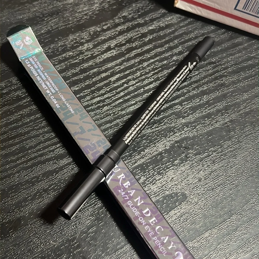 💕🌙Urban Decay Perversion Glide On Eyeliner